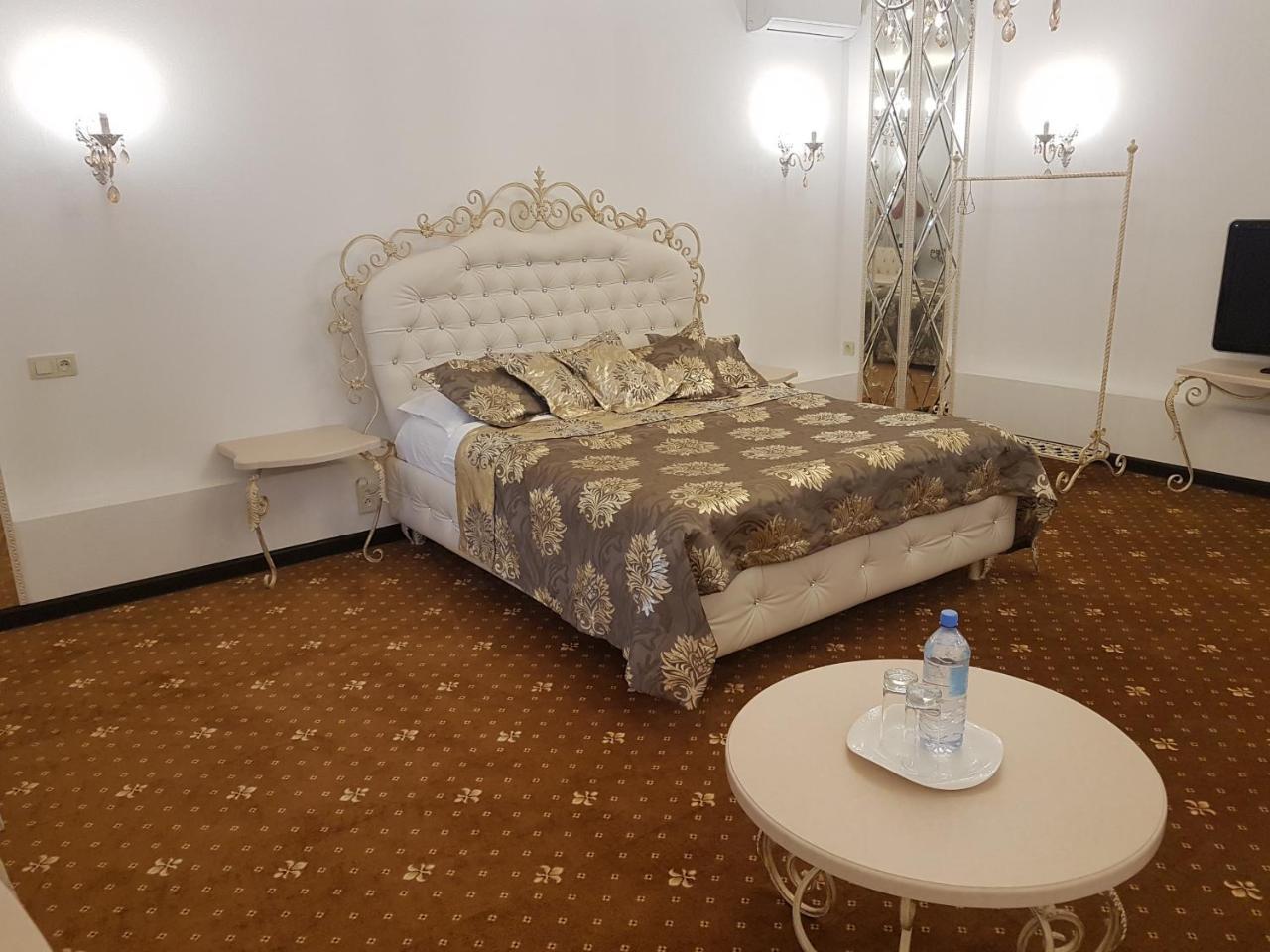 Sequoia Boutique Hotel 타라즈 외부 사진