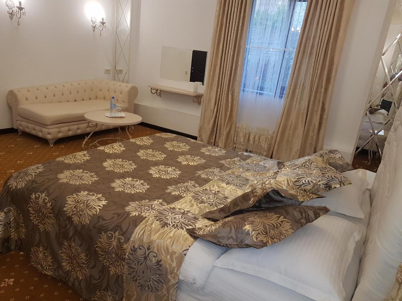 Sequoia Boutique Hotel 타라즈 외부 사진
